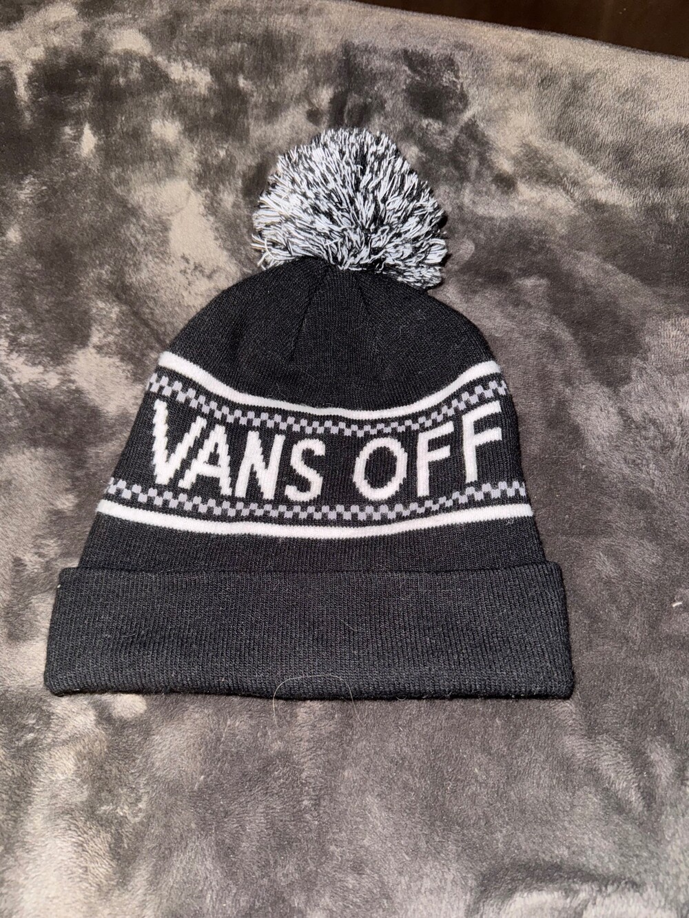 Vans Black Knit Beanie Pom Pom Off The Wall Winter Hat
